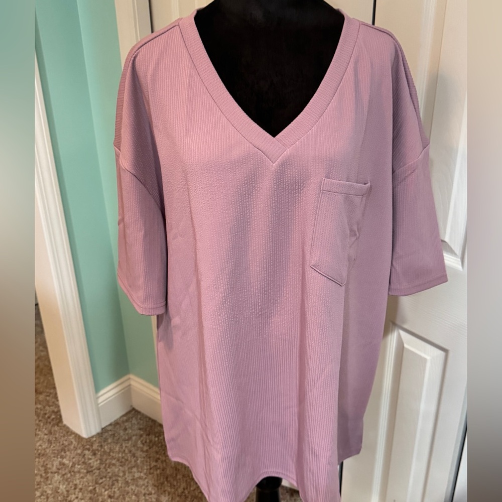 NWOT V-Neck Lavender Women's Top 2X